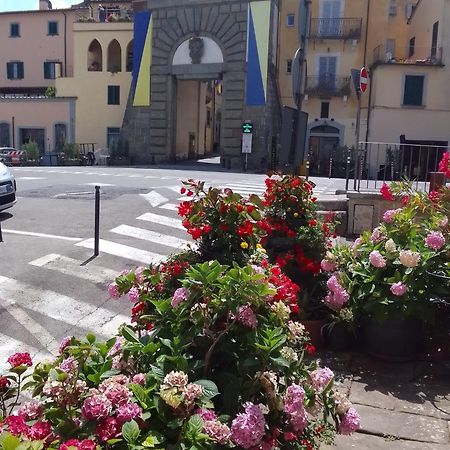 Dalla Carla In Toscana Monte San Savino Bagian luar foto
